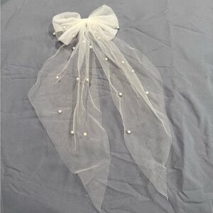 Show Me Your Mumu Bridal White Sheer Pearl Bow Hair Clip